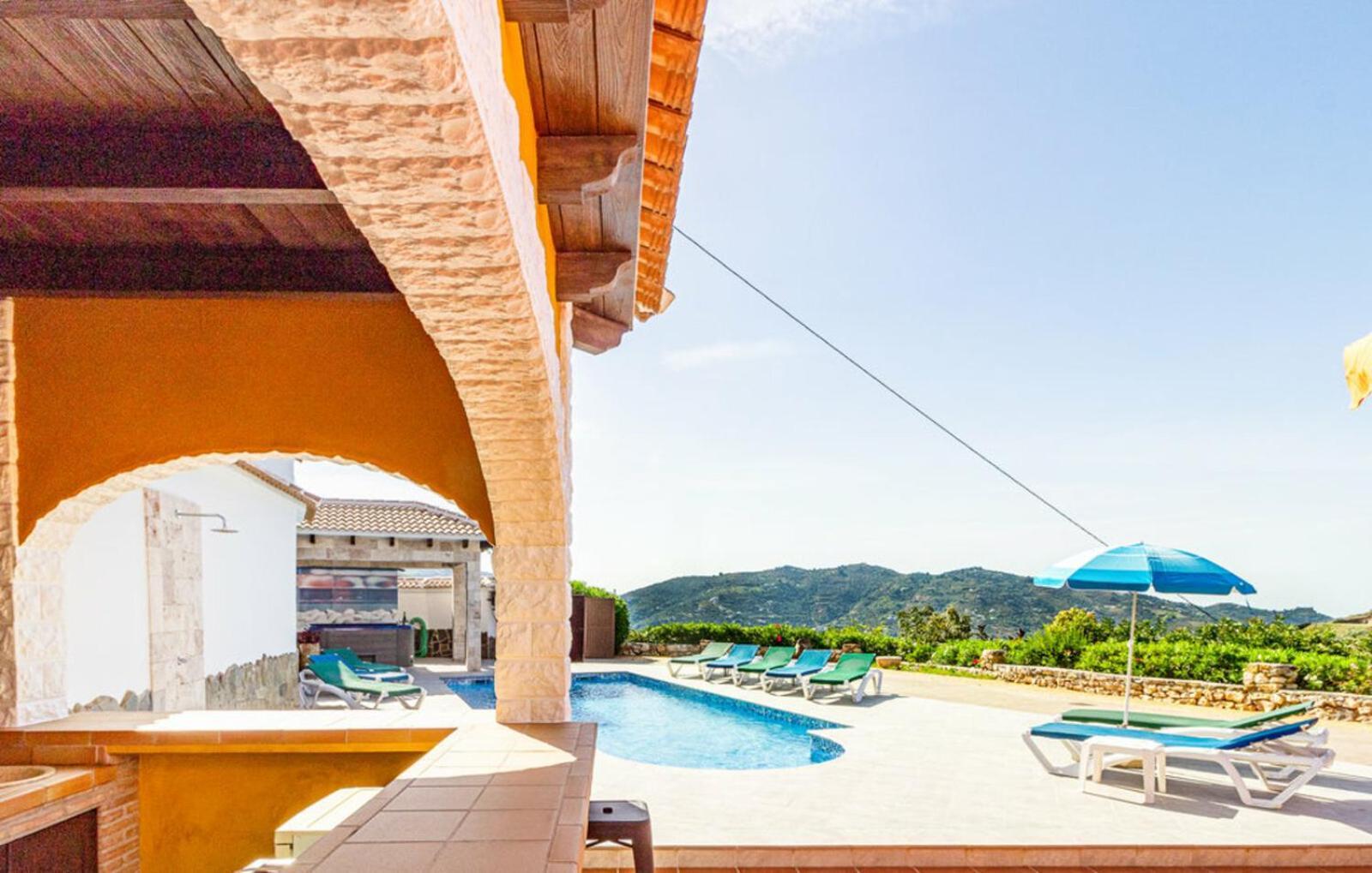 Villa Javier En Sayalonga Buitenkant foto