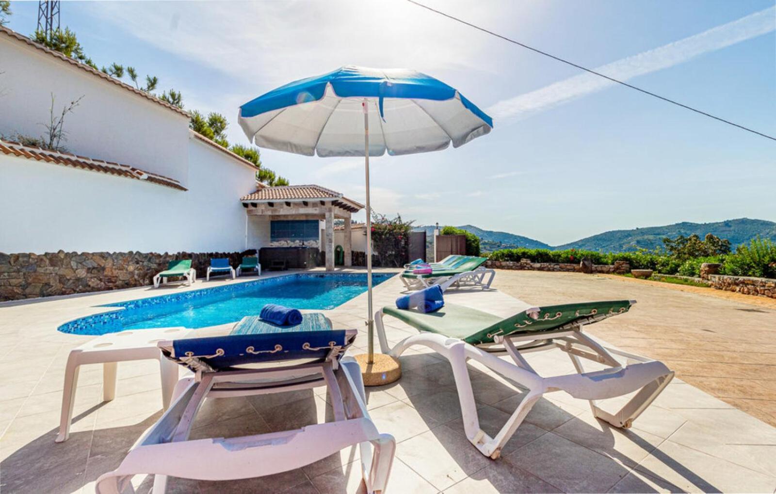 Villa Javier En Sayalonga Buitenkant foto