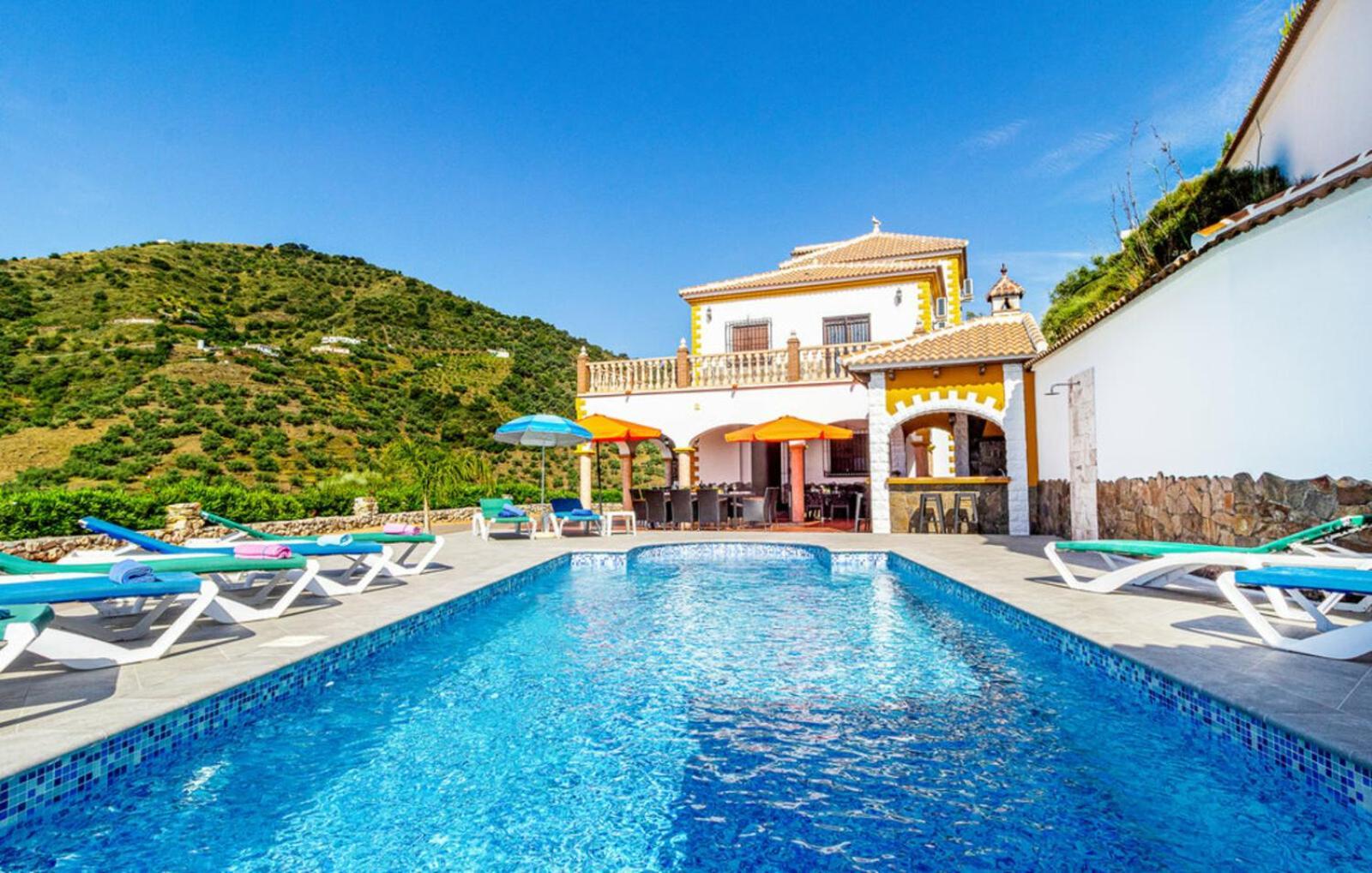 Villa Javier En Sayalonga Buitenkant foto