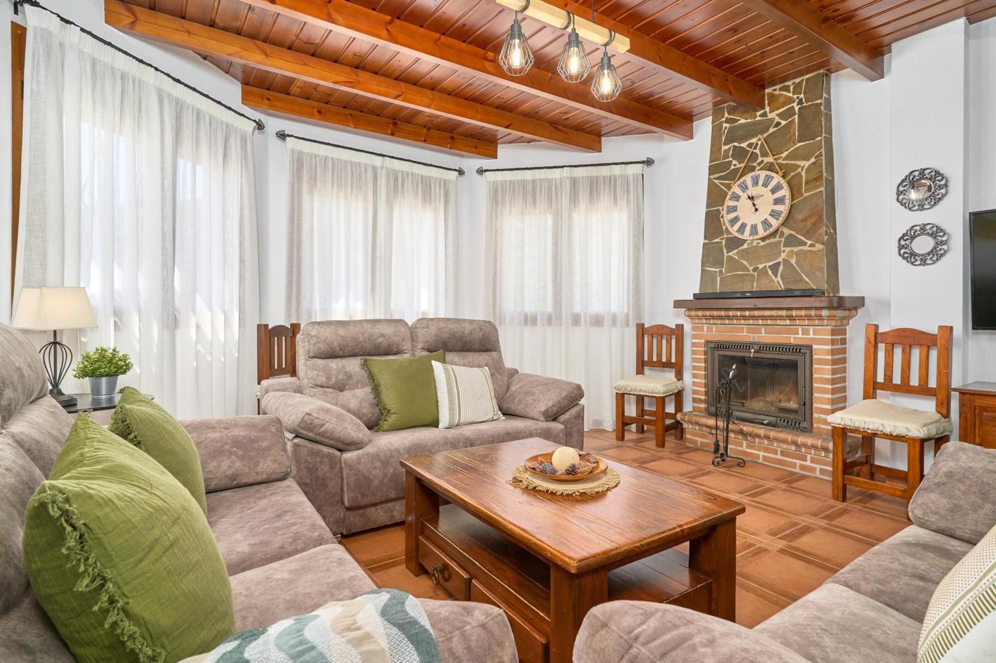 Villa Javier En Sayalonga Buitenkant foto