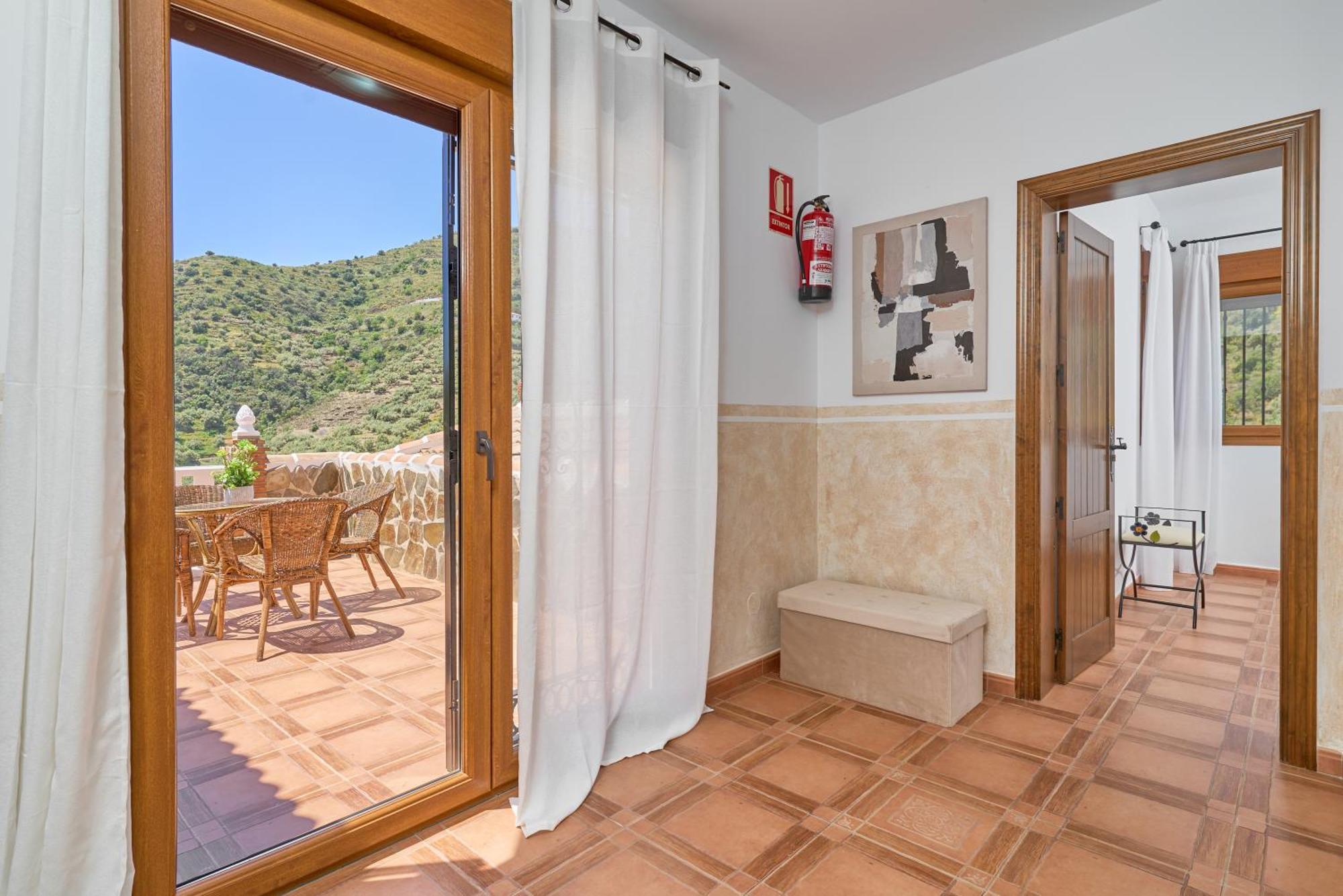 Villa Javier En Sayalonga Buitenkant foto